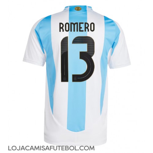 Camisa de Futebol Argentina Cristian Romero #13 Equipamento Principal Copa America 2024 Manga Curta